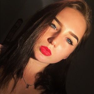 Meet your Posher, Viktoriia